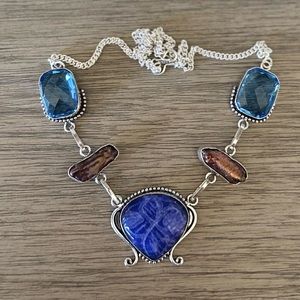 0590 Simulated Carved Sapphire Biwa Pearl Necklace Silver Statement Jewelry